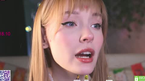 Snapshot of lissa_meooow chatting on 18, 10, 2025 your Liza again. Next stream Dec. 1 at 2 or 3 GMT online show from 18, 10, 2025