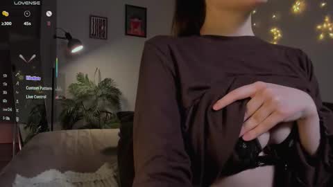 Snapshot of lissa_rose chatting on 17, 3, 2026 lissa_rose online show from 17, 3, 2026