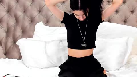 LissaAllison online show from 8, 3, 2025