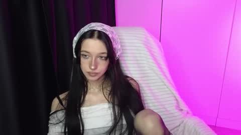 Snapshot of lissaelison chatting on 15, 10, 2025 lissaelison online show from 15, 10, 2025