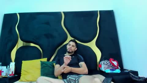 LISSA JHONS online show from 19, 12, 2025