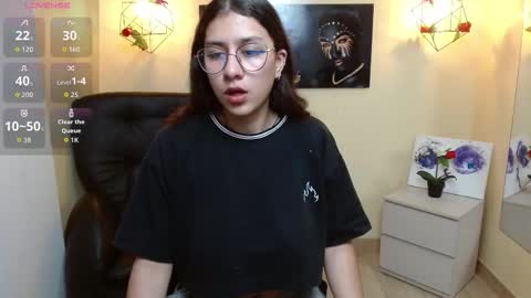 Snapshot of lita_rogers chatting on 18, 11, 2025 Lita online show from 18, 11, 2025