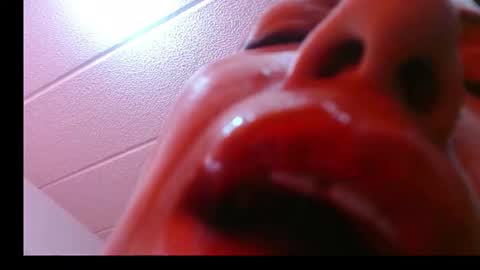 Snapshot of litacam30 chatting on 3, 11, 2025 litacam30 online show from 3, 11, 2025