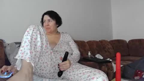 Snapshot of litisialove455 chatting on 2, 3, 2025 litisialove455 online show from 2, 3, 2025