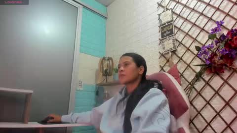 Snapshot of litlenessa_ chatting on 26, 4, 2026 VANESSA online show from 26, 4, 2026