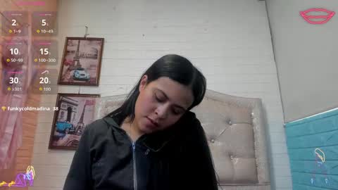 Snapshot of litlenessa_ chatting on 29, 4, 2026 VANESSA online show from 29, 4, 2026