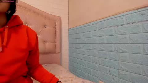 Snapshot of litlenessa_ chatting on 4, 5, 2026 VANESSA online show from 4, 5, 2026