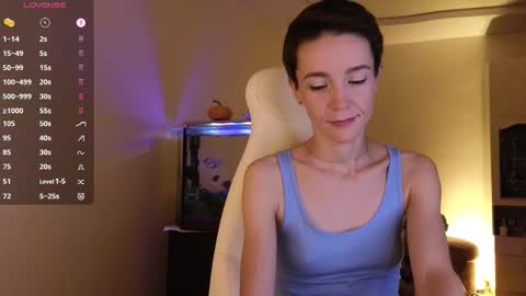 Snapshot of litllle_alis_a chatting on 13, 10, 2025 Alisa online show from 13, 10, 2025