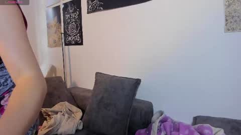 Snapshot of little__ammy chatting on 29, 6, 2026 little__ammy online show from 29, 6, 2026