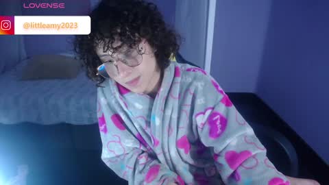 Snapshot of little__amy_ chatting on 10, 1, 2025 AMY online show from 10, 1, 2025
