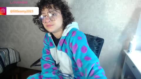 Snapshot of little__amy_ chatting on 10, 3, 2025 AMY online show from 10, 3, 2025