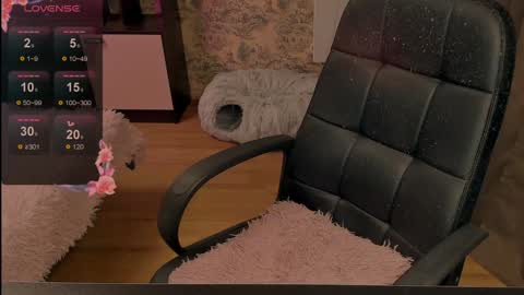 Snapshot of little__boss chatting on 28, 1, 2025 little__boss online show from 28, 1, 2025