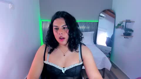 Snapshot of little_alli chatting on 6, 2, 2026 L I T T L E A L L I online show from 6, 2, 2026