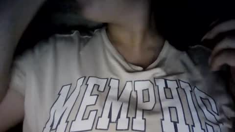 Snapshot of little_anef chatting on 4, 11, 2025 little_anef online show from 4, 11, 2025