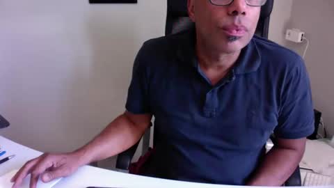 Snapshot of little_buddha chatting on 27, 4, 2026 Pure Black Power online show from 27, 4, 2026