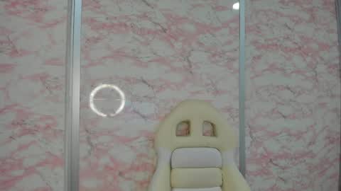 Snapshot of little_doll_4u chatting on 19, 4, 2026 ANNI online show from 19, 4, 2026