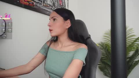 Help me reach 100 likes online show from 25, 3, 2026