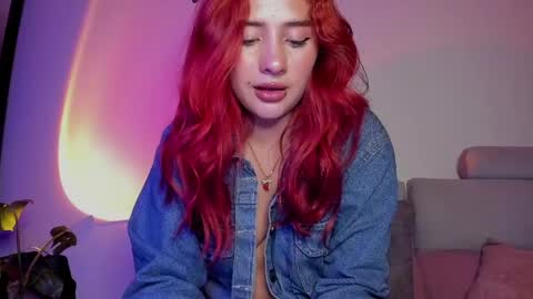 Snapshot of little_emilyd chatting on 23, 4, 2026 Emily online show from 23, 4, 2026