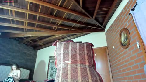 Izzi online show from 15, 1, 2025