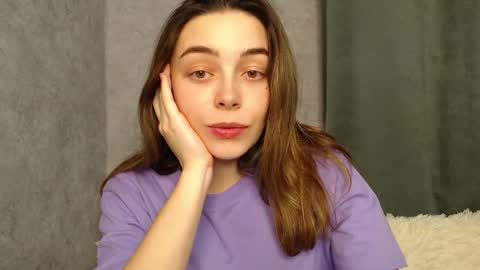 Snapshot of little_mia__ chatting on 4, 12, 2024 Mia   Im online every day 1530 PM in New York  2030 PM in London online show from 4, 12, 2024