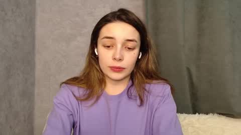 Snapshot of little_mia__ chatting on 26, 12, 2024 Mia   Im online every day 1530 PM in New York  2030 PM in London online show from 26, 12, 2024