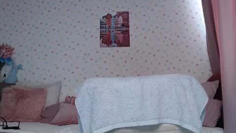 Snapshot of little_pearl_ chatting on 2, 3, 2026 Adaline online show from 2, 3, 2026