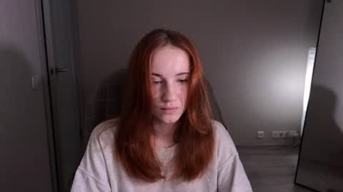 Snapshot of little_pretty_woman chatting on 13, 6, 2026 little_pretty_woman online show from 13, 6, 2026
