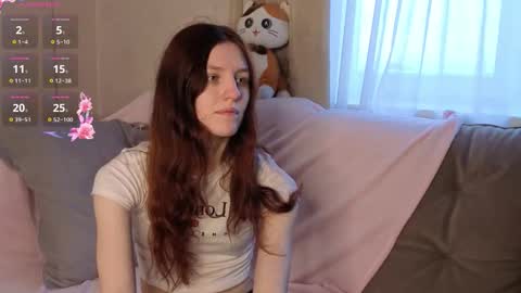 Snapshot of little_red_rosy chatting on 15, 12, 2025 Rosy online show from 15, 12, 2025