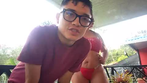 Snapshot of little_sharol1 chatting on 17, 12, 2025 Anita and her friends online show from 17, 12, 2025