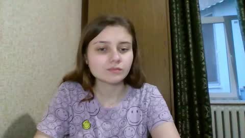 little_shygirl_ online show from 4, 2, 2025