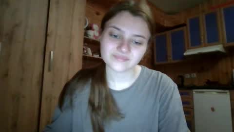 little_shygirl_ online show from 9, 10, 2025