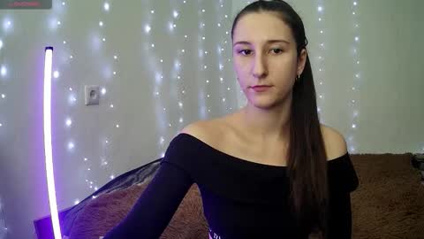 LittleAhWitch online show from 7, 11, 2025