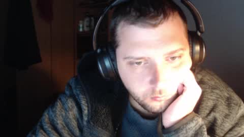 Snapshot of littlealien7 chatting on 30, 4, 2026 littlealien7 online show from 30, 4, 2026