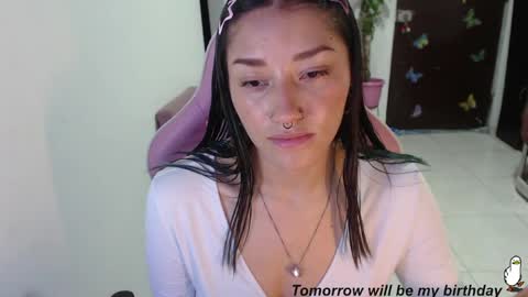 Snapshot of littleangelx_m chatting on 10, 4, 2026 Daniela online show from 10, 4, 2026