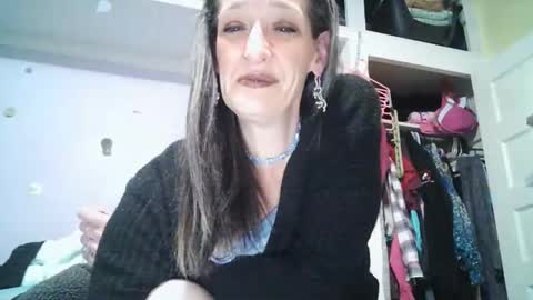 Snapshot of littlebigsquirt7945 chatting on 7, 4, 2026 Sady Jayne online show from 7, 4, 2026