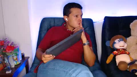 Snapshot of littledicklatin chatting on 26, 4, 2026 Manu online show from 26, 4, 2026