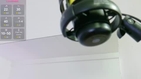 Snapshot of littlee_emilyy_ chatting on 11, 6, 2026 Emily online show from 11, 6, 2026