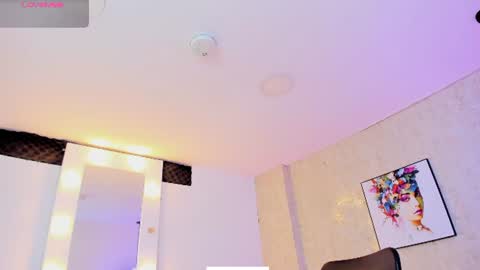Snapshot of littlee_mia chatting on 3, 7, 2026 littlee_mia online show from 3, 7, 2026