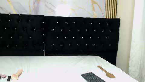 Litllekloe online show from 8, 3, 2025