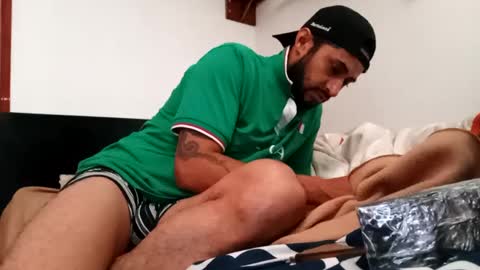 Kruger and girls online show from 8, 9, 2025