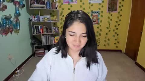 Mia  Wednesday to Sunday 730 am to 1030 am Colombian Hour D online show from 2, 3, 2025