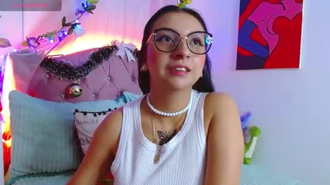 Snapshot of littlerouse_ chatting on 10, 12, 2024 Ruby Rouse online show from 10, 12, 2024