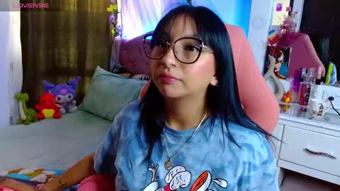 Snapshot of littlerouse_ chatting on 28, 2, 2025 Ruby Rouse online show from 28, 2, 2025