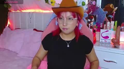 Snapshot of littlerouse_ chatting on 10, 10, 2025 Ruby Rouse online show from 10, 10, 2025