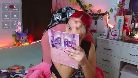 Snapshot of littlerouse_ chatting on 21, 12, 2025 Ruby Rouse online show from 21, 12, 2025