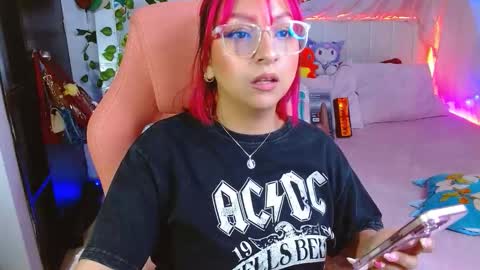 Snapshot of littlerouse_ chatting on 20, 2, 2026 Ruby Rouse online show from 20, 2, 2026