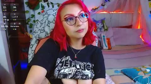 Snapshot of littlerouse_ chatting on 22, 4, 2026 Ruby Rouse online show from 22, 4, 2026