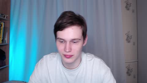 Snapshot of littlesadcabbage chatting on 1, 2, 2025 Sonnenschein online show from 1, 2, 2025