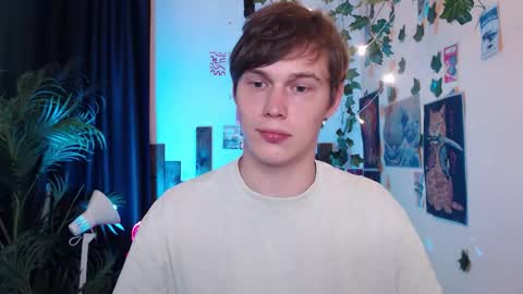 Snapshot of littlesadcabbage chatting on 15, 9, 2025 Sonnenschein online show from 15, 9, 2025