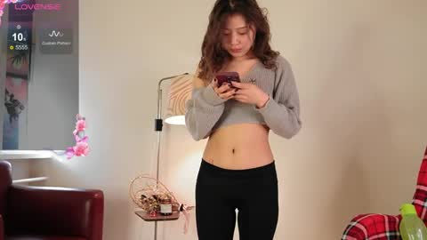 Snapshot of littlesora chatting on 12, 4, 2026 Ayumi or Yumi online show from 12, 4, 2026